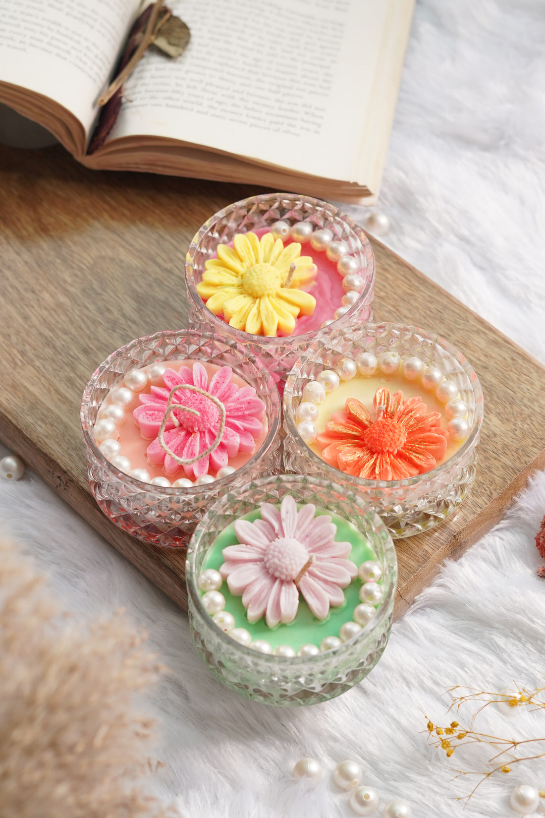 Set of 4 Floral Candles | Transparent Glass Crockery with lid