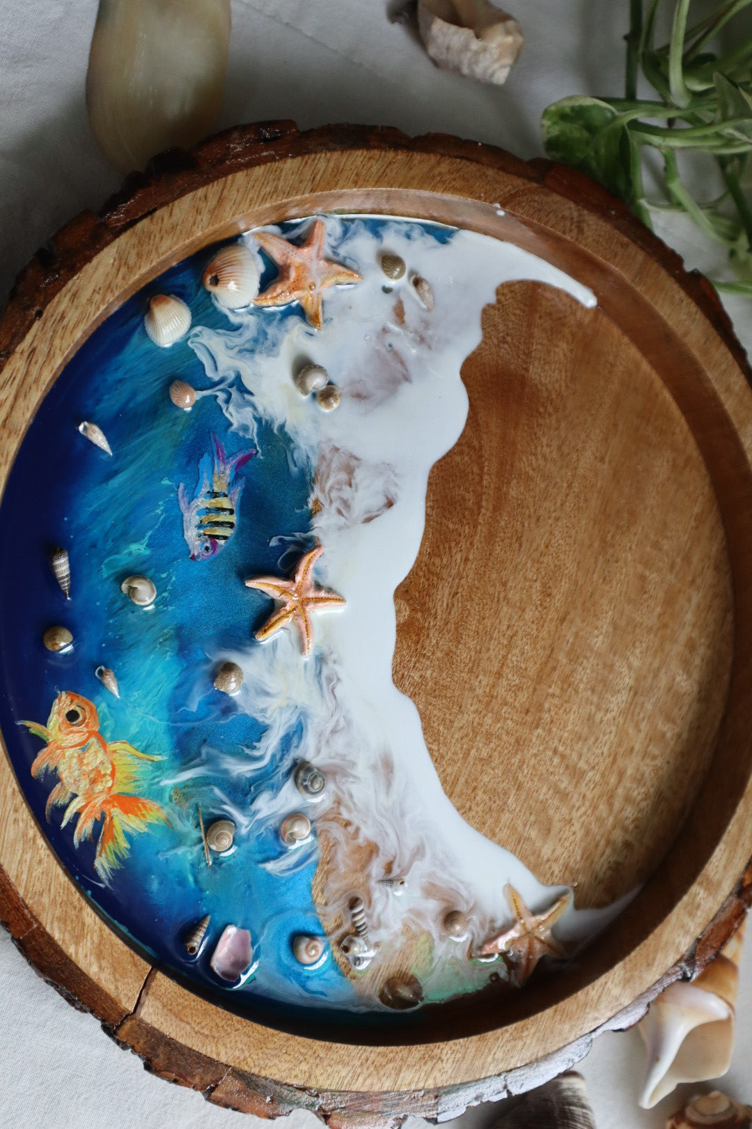 Epoxy Ocean Wooden Circular Tray with Sea shells and handmade star fishes | Golden Fish Tray | Beach Theme Resin Serving Tray