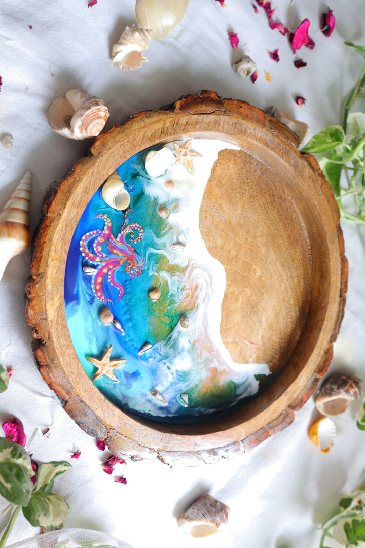 Epoxy Ocean Wooden Circular Tray | Octopus Epoxy Tray |  Beach Theme Resin Serving Tray