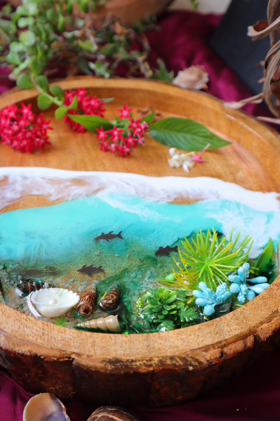 Epoxy Ocean Wooden Circular Tray | Coral ThemeTray | Beach Theme Resin Serving Tray