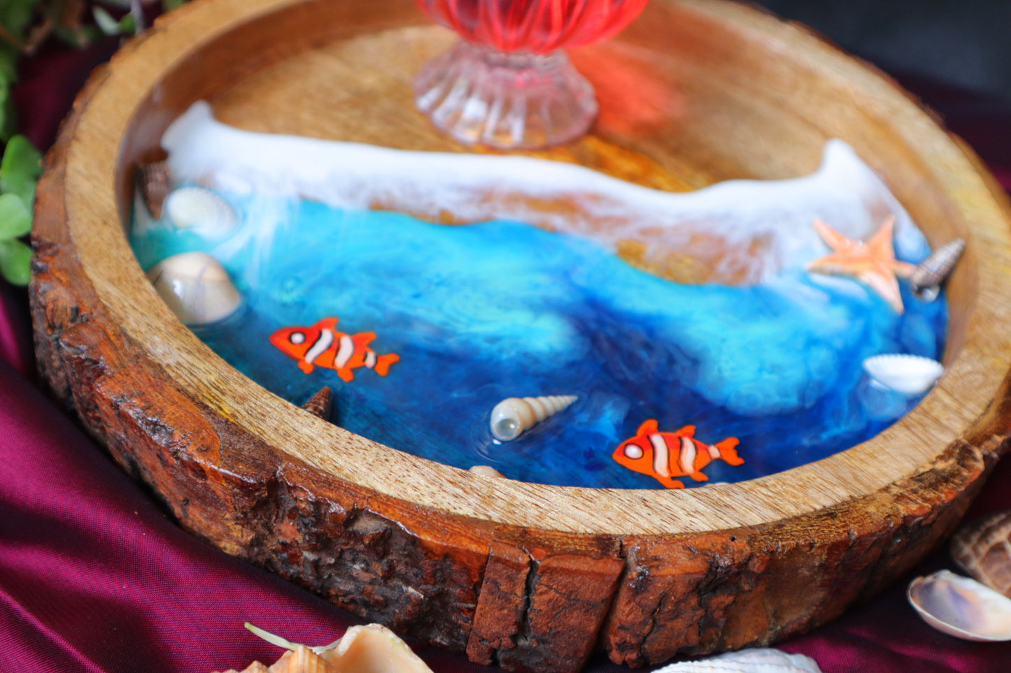 Epoxy Ocean Wooden Circular Tray | Nemo Fish Epoxy Tray |  Beach Theme Resin Serving Tray