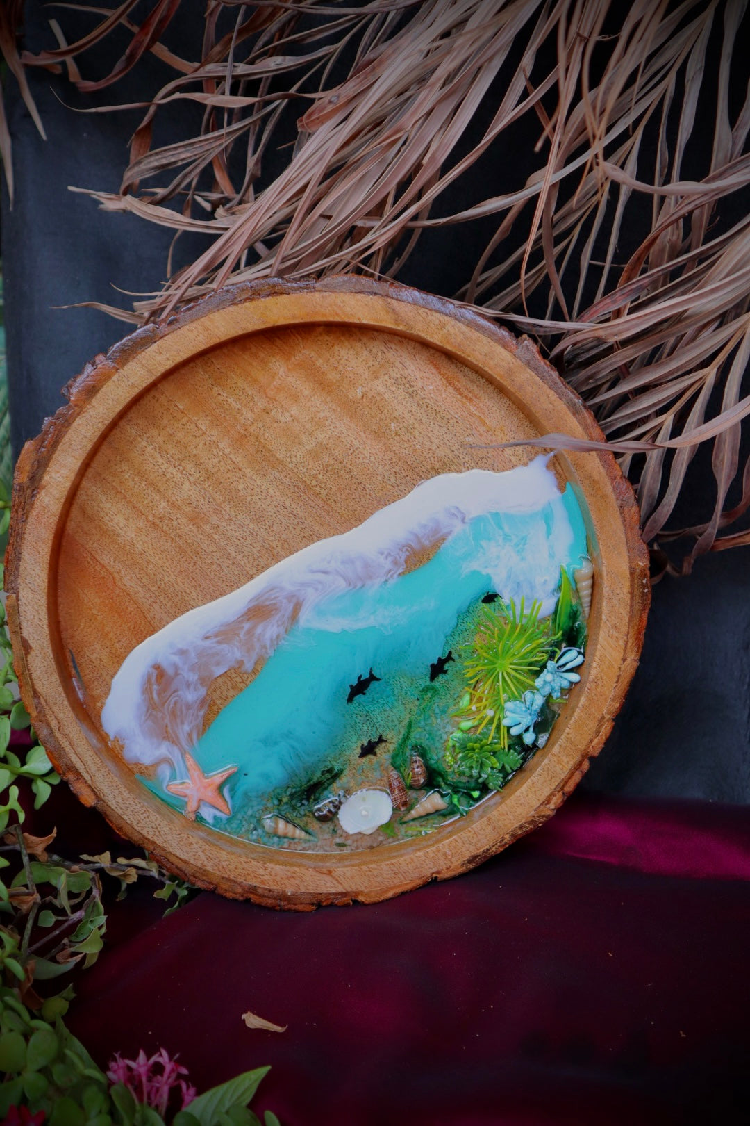 Epoxy Ocean Wooden Circular Tray | Coral ThemeTray | Beach Theme Resin Serving Tray