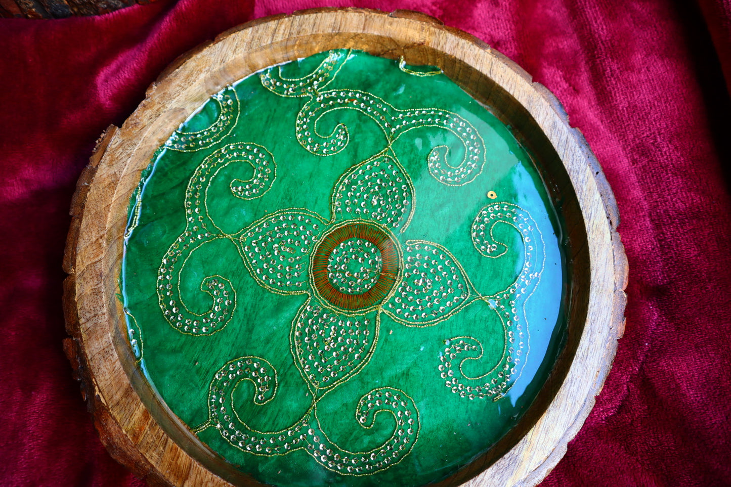 Green Print Circle Resin Serving Tray