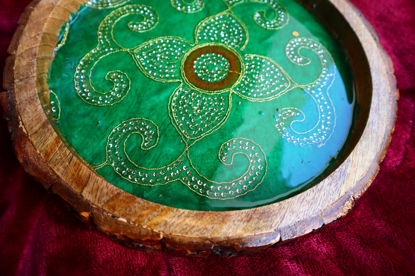 Green Print Circle Resin Serving Tray