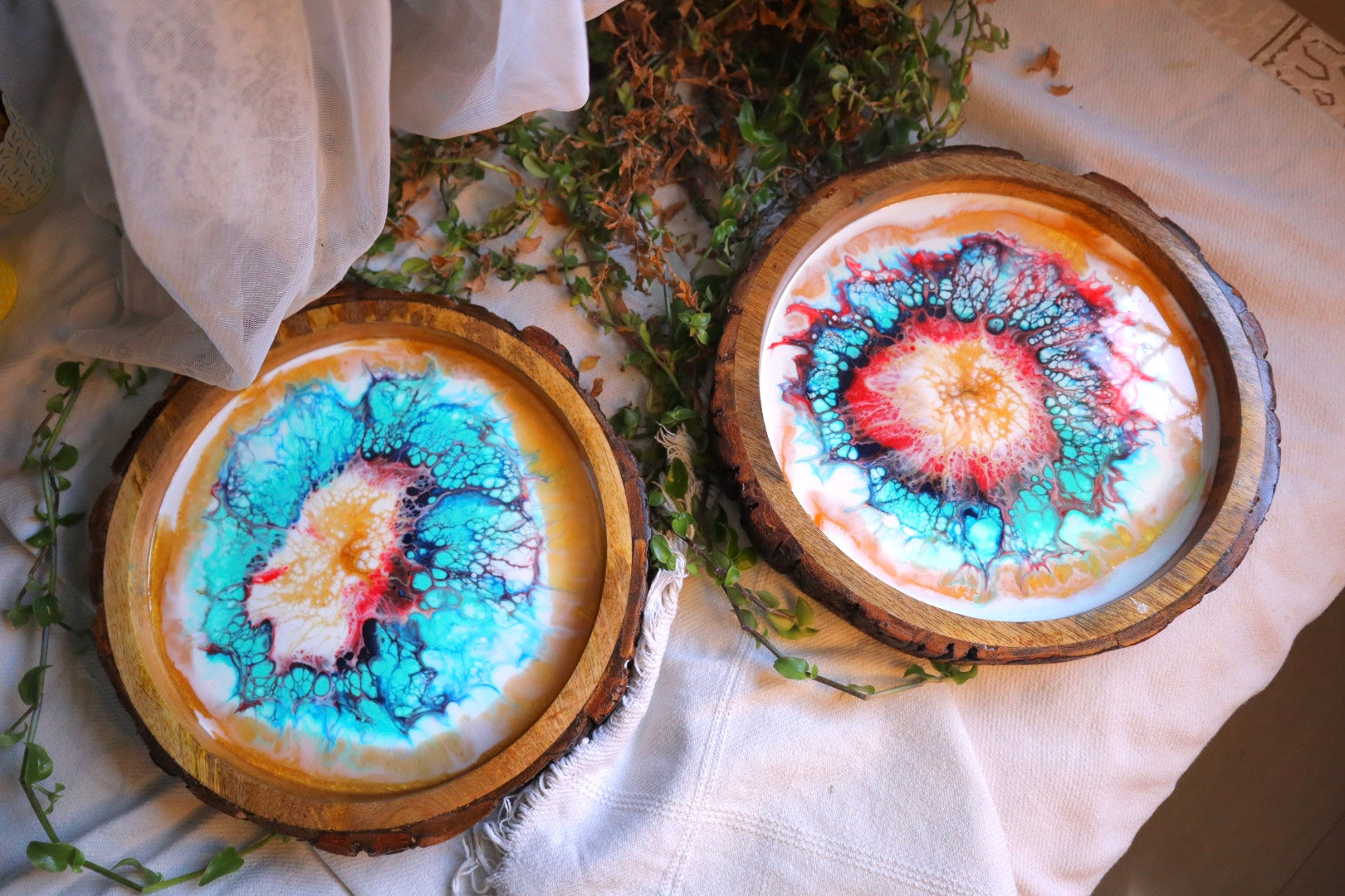 Epoxy Colorful Pattern Wooden Circular Tray | Resin Serving Tray