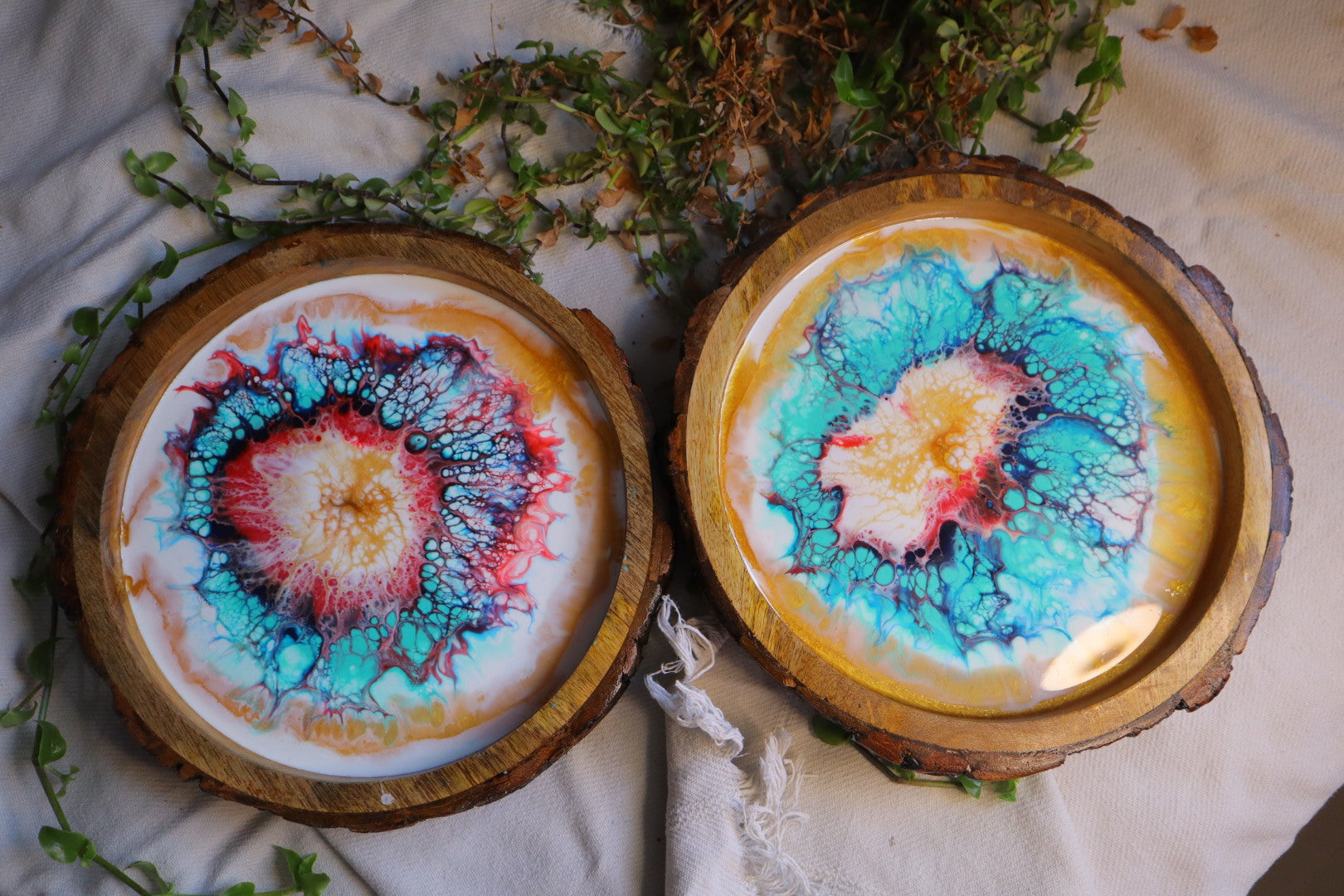 Epoxy Colorful Pattern Wooden Circular Tray | Resin Serving Tray