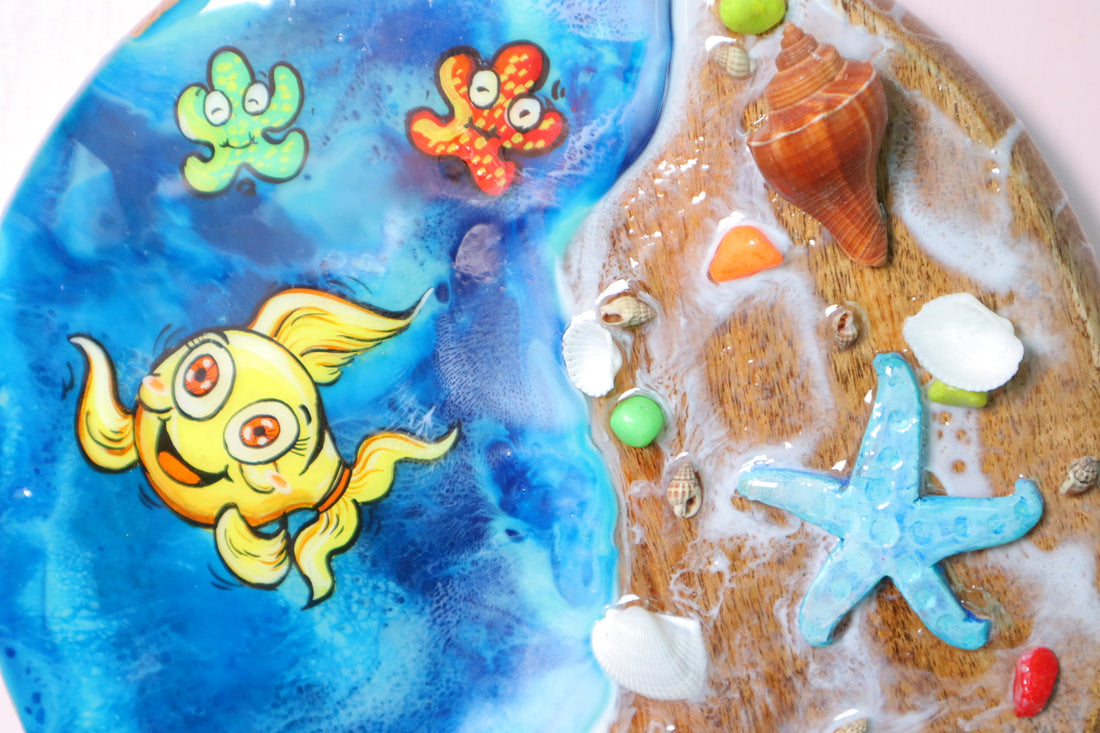 Cheerful Goldfish Lagoon Resin Art Wall Hanging