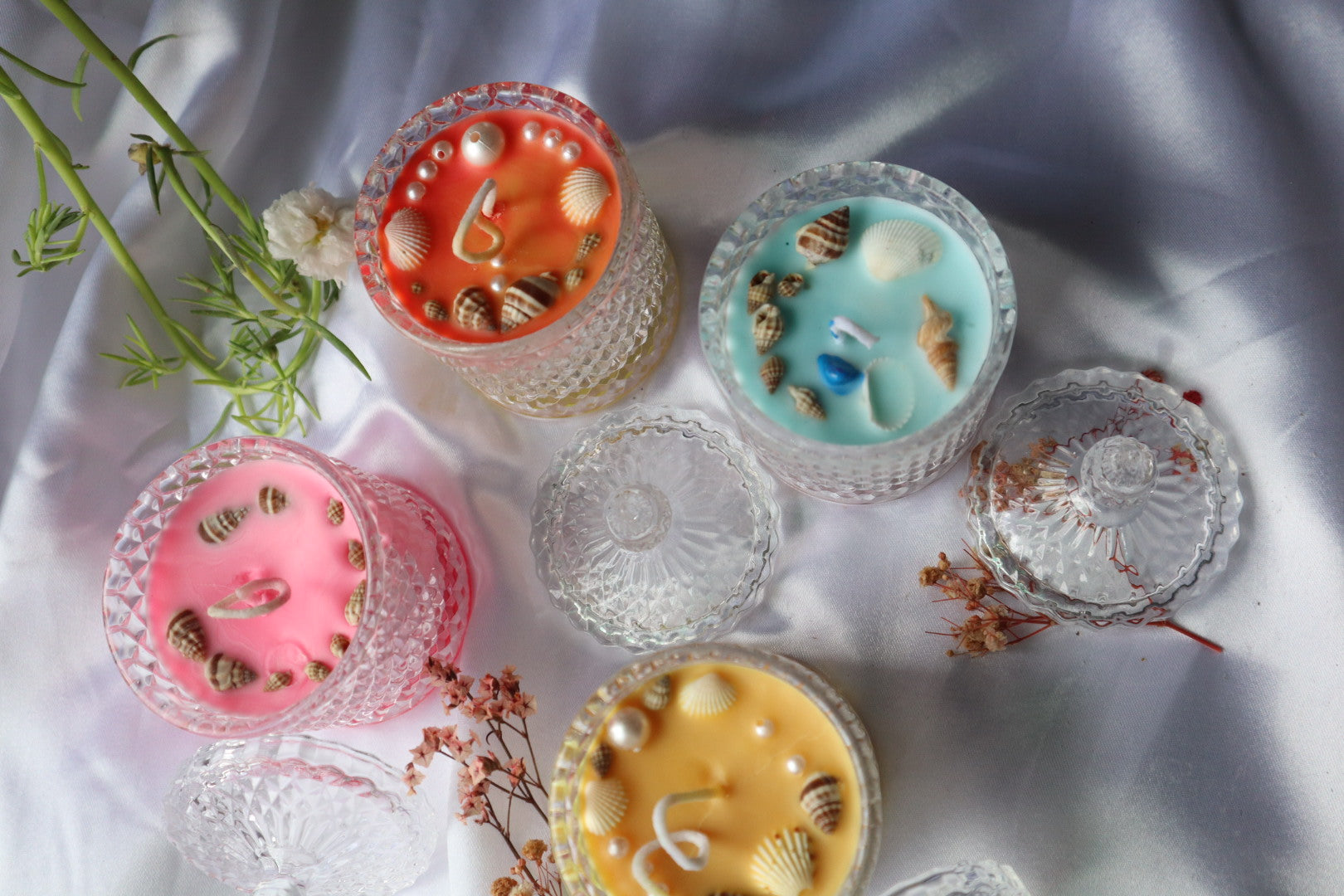 Set of 4 Handmade Scented Candles | Transparent Jar | Sea Shell and Pearl Decor