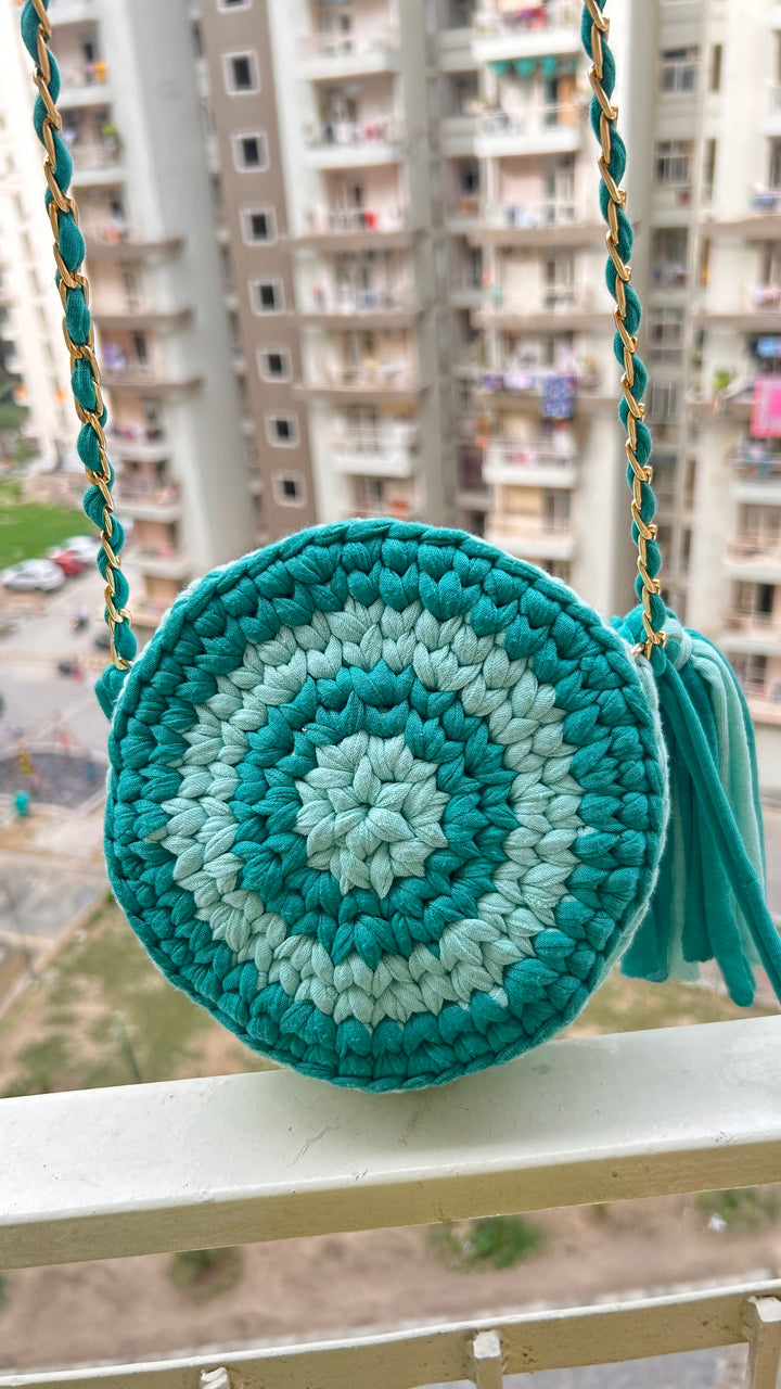 Handmade Green circle crochet bag