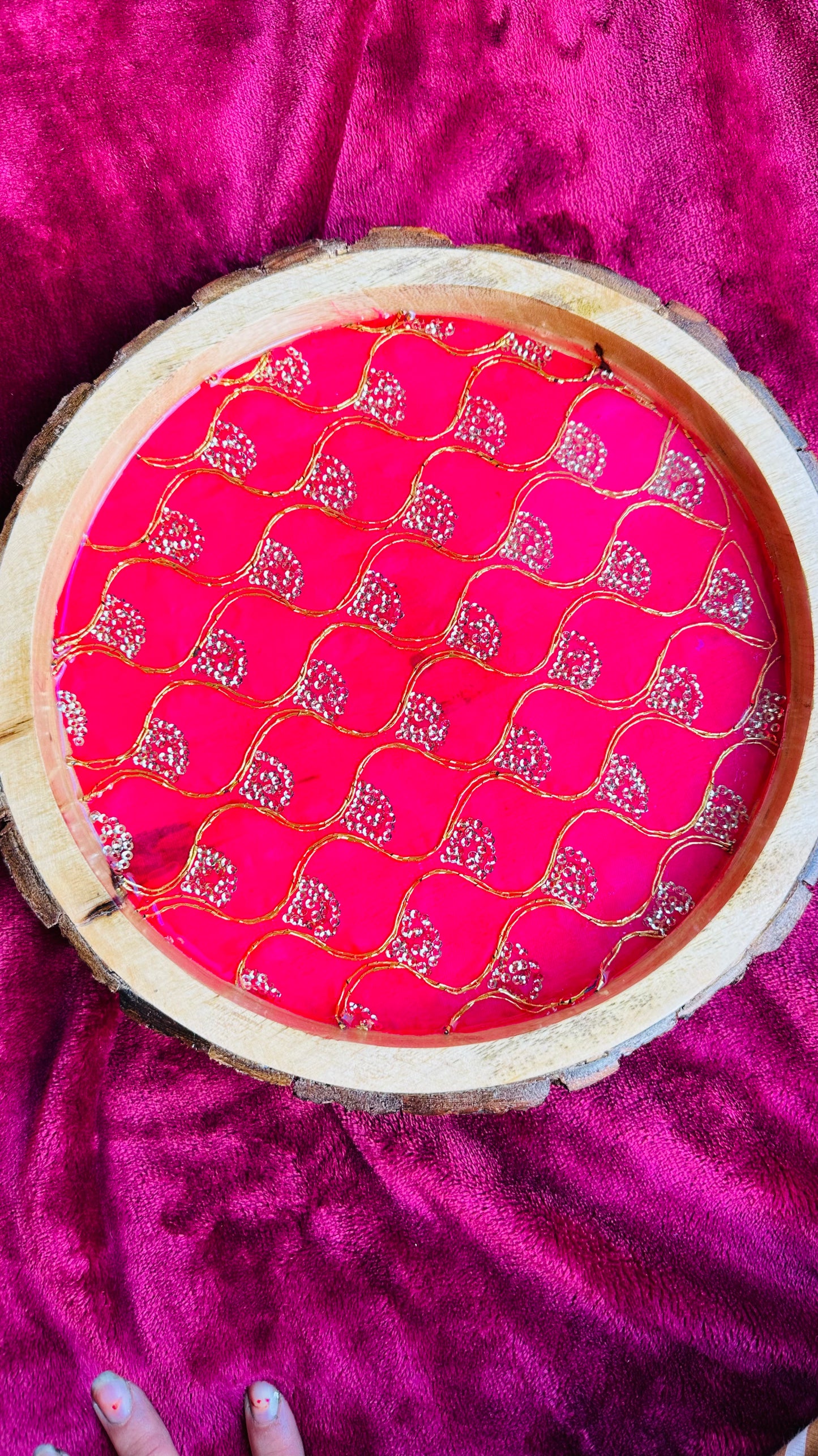 Pink Pattern Circle Resin Serving Tray