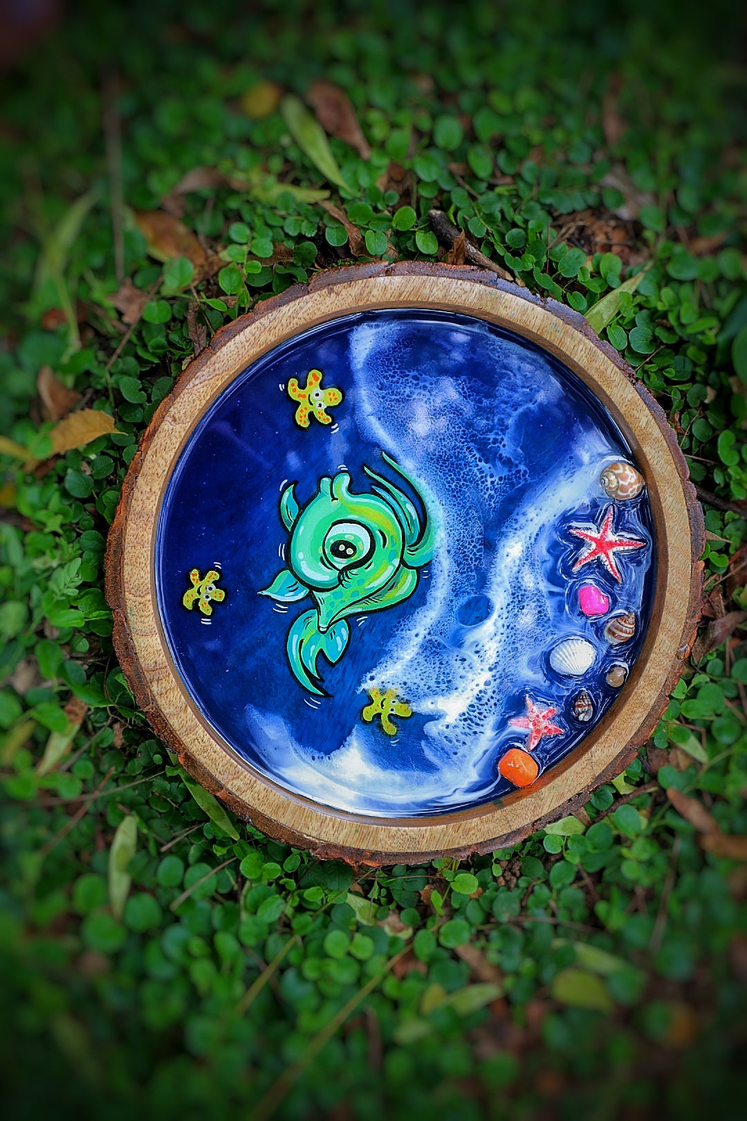 Green Fish Circle Serving Tray