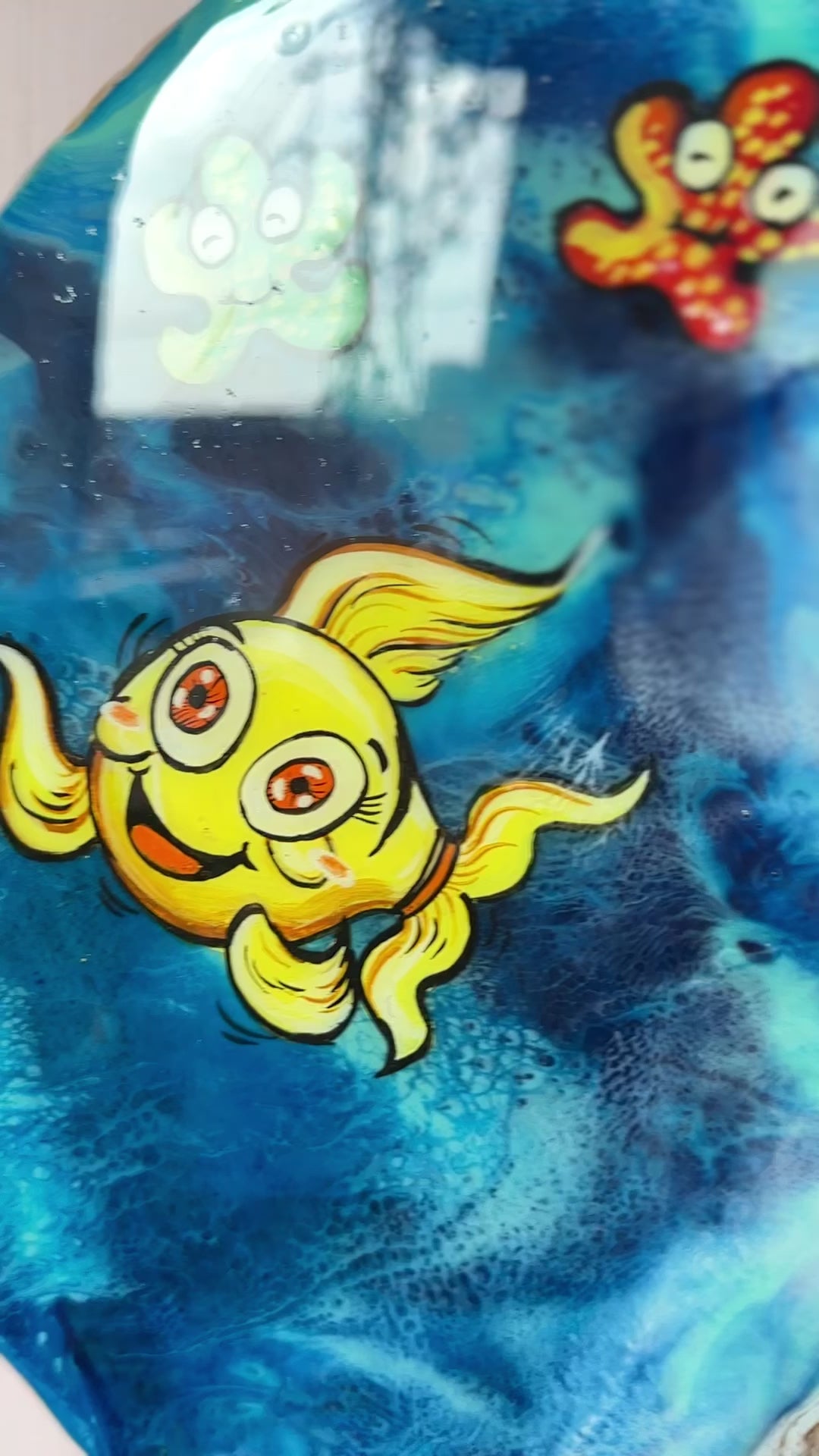 Cheerful Goldfish Lagoon Resin Art Wall Hanging